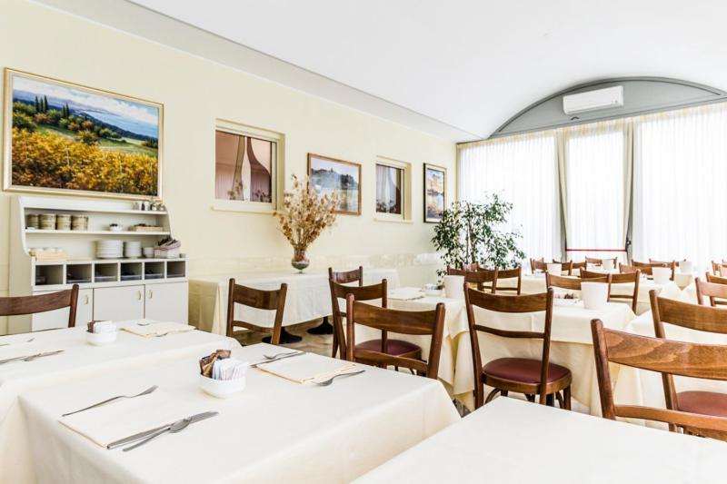 Melas Hotel Merate Dış mekan fotoğraf