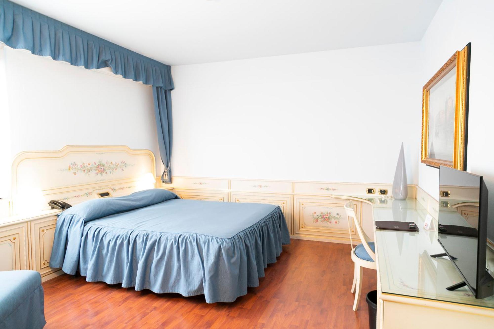 Melas Hotel Merate Dış mekan fotoğraf